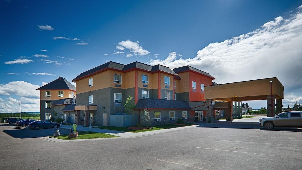Quality Inn & Suites Rimbey Exterior photo